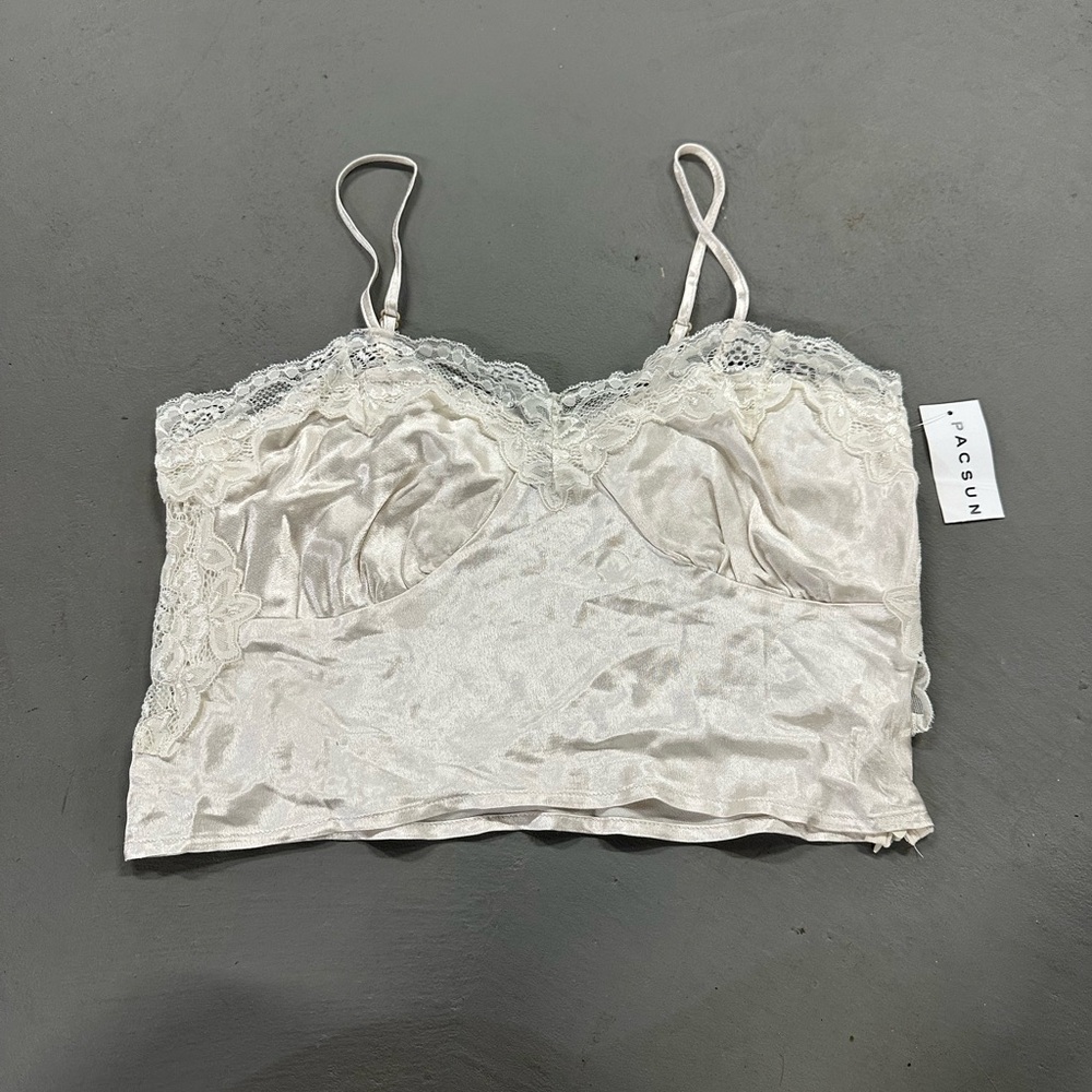 PacSun Women's Cream Lace Trim Crop Top